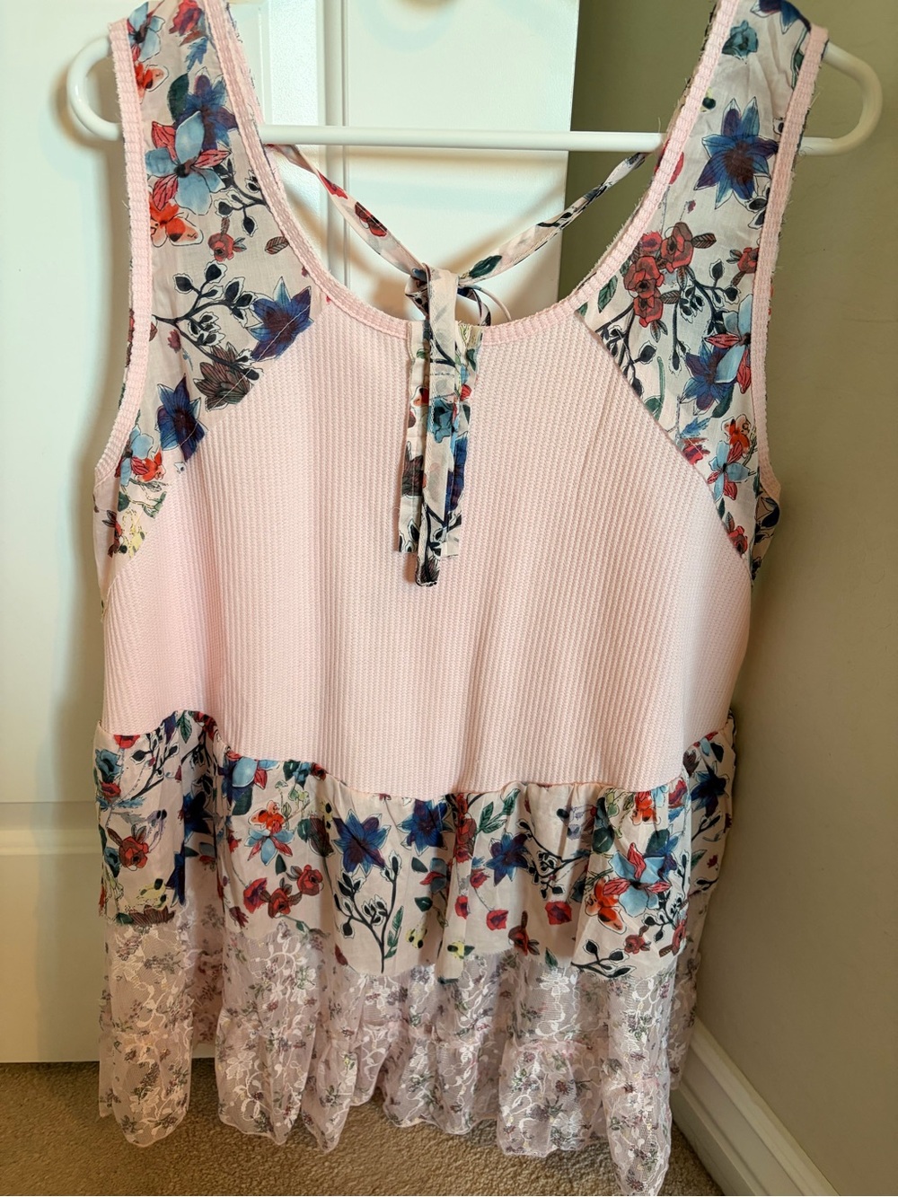 POL Pink Floral Lace Tank Top